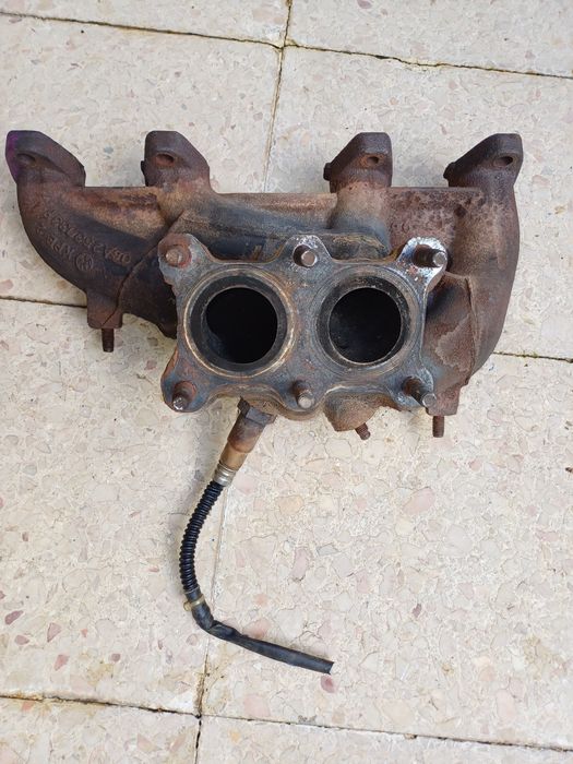 Colector vw golf4 1.6 8 válvulas a gasolina