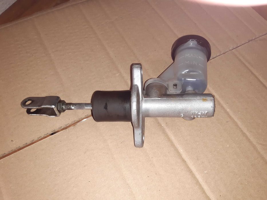 Bomba de embraiagem Nissan terrano 2