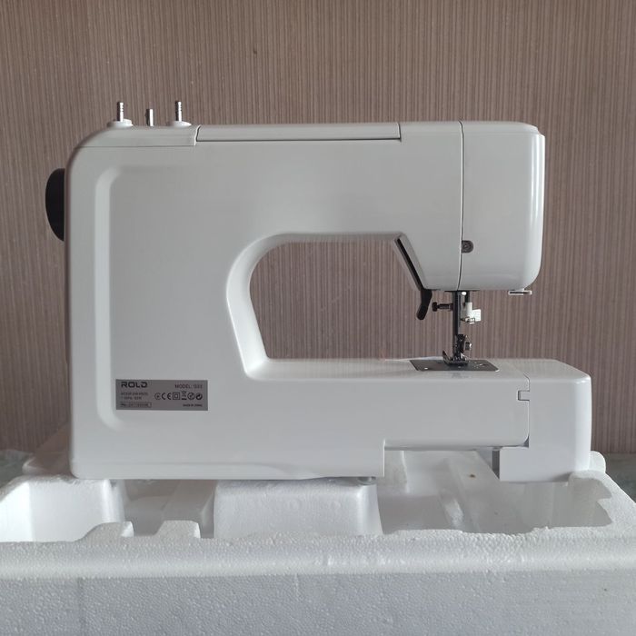 Продам електричну швейну машину Rold G33