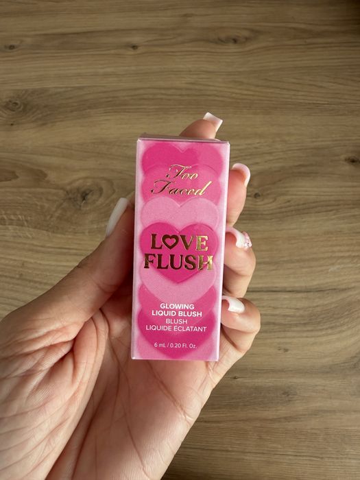 Too Faced róż nowy