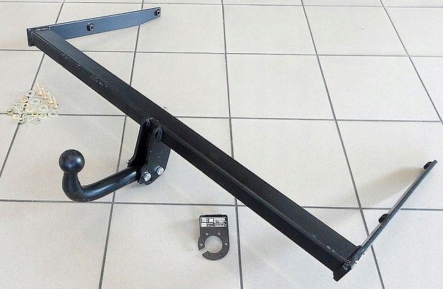 Słupsk Solidny Auto Hak Holowniczy Ford Focus2 II Sedan 4D 2004do2011