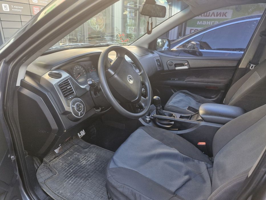 SsangYong Kyron 2.0л тд пробег родной 200т км