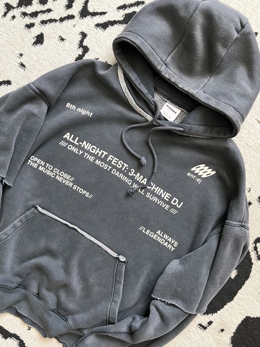 Худі Bershka дуже тверда та тепла розмір М