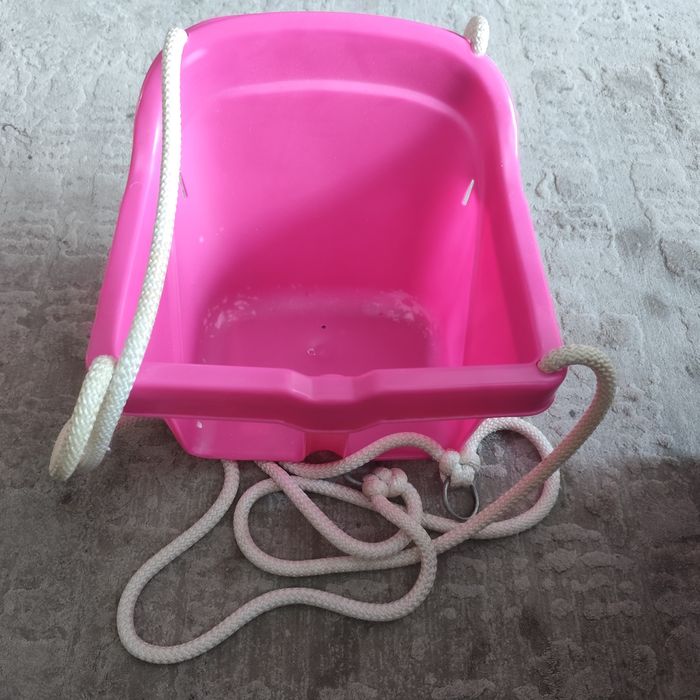 Huśtawka dla dzieci do powieszenia różowa