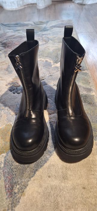 Botki dziewczęce czarne na grubej podeszwie DeeZee Roxie roz 36 nowe