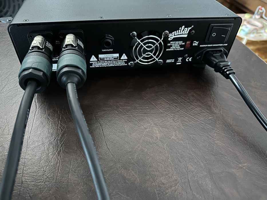 Aguilar Tone Hammer 500 + 2 colunas Aguilar DB112