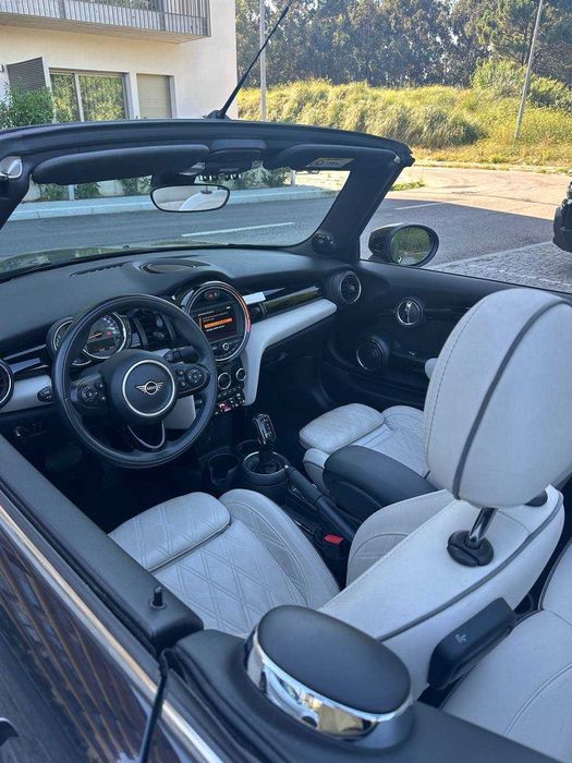MINI Cooper Cabrio