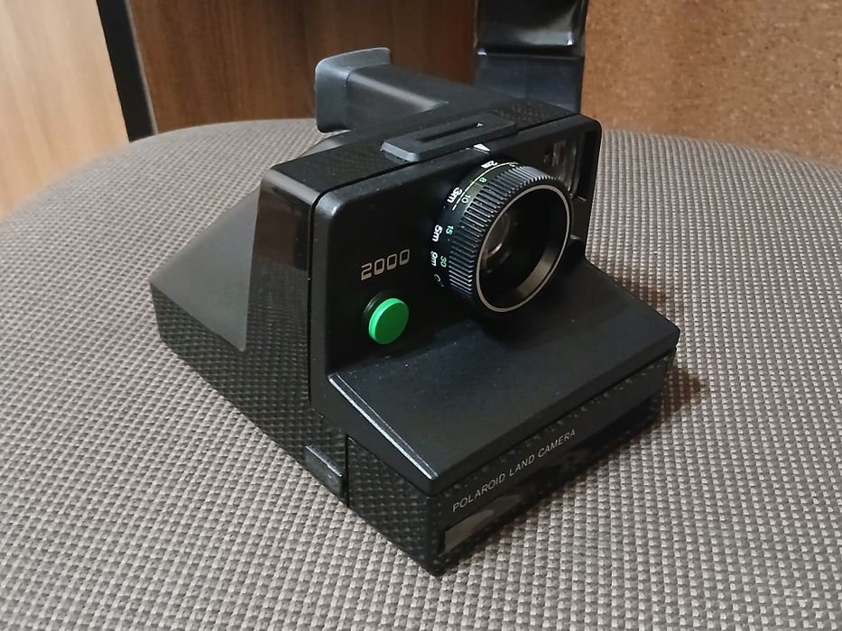 Продам Polaroid 2000