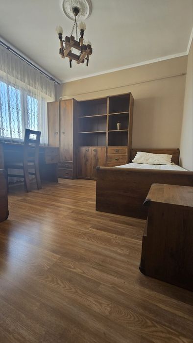 Продаж велика квартира в самому центрі