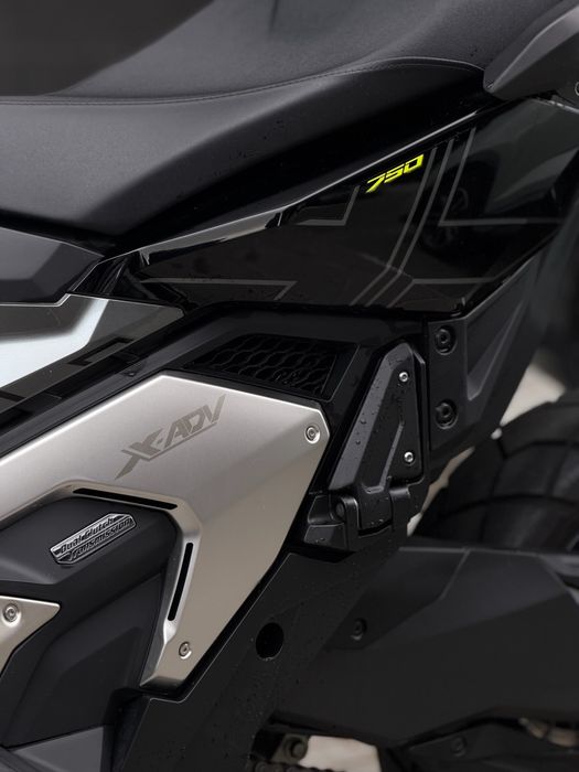 HONDA X-ADV 750 - Special Edition! Garantia Honda! Impecável!