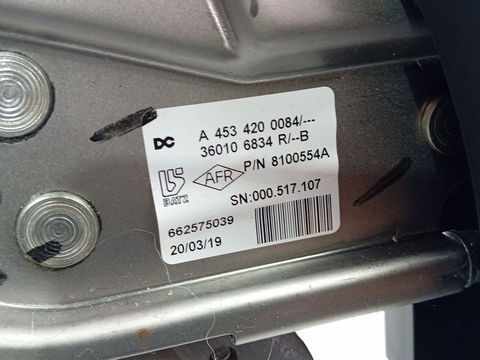 Travão de mão / parque RENAULT Twingo III (BCM_)