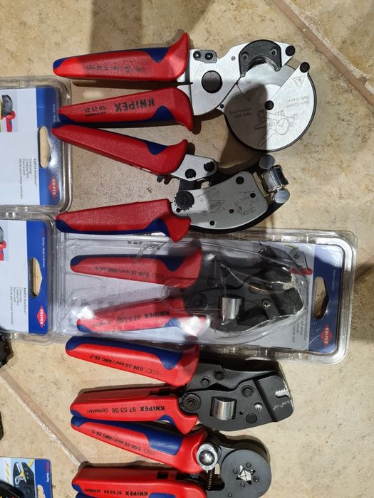 Zestaw zaciskarek wurth knipex