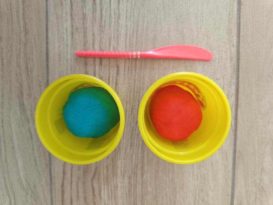 Zestaw kreatywny wyciskarka Hasbro + 2 x ciastolina Play-Doh + foremki
