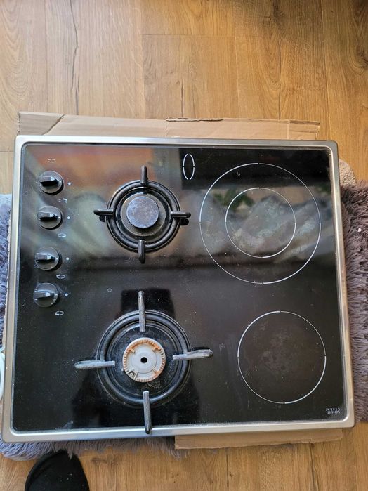 Kuchenka gazowo- elektryczna