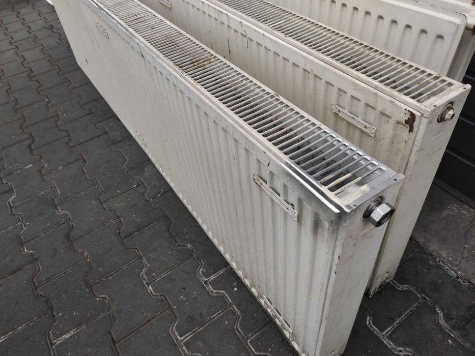 Duży grzejnik stalowy panelowy płytowy 200x60x10 cm (Typ 22)