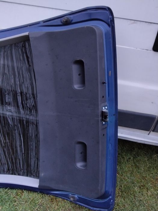 Opel Meriva a klapa bagażnika  z21B zdrowa bez rdzy 02-05