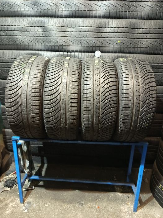 225/55R17 Michelin PilotAlpin