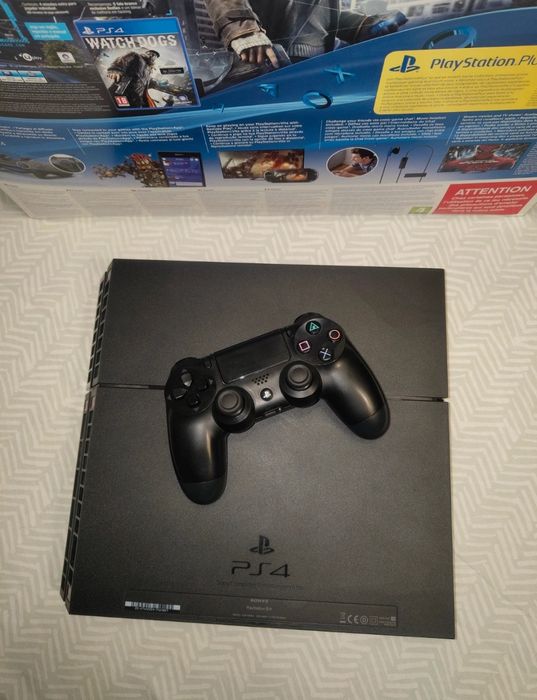 PS4 • PlayStation 4 Jailbreaked com caixa e acessórios