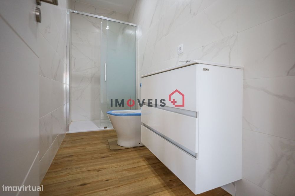 Apartamento T6 - Leiria