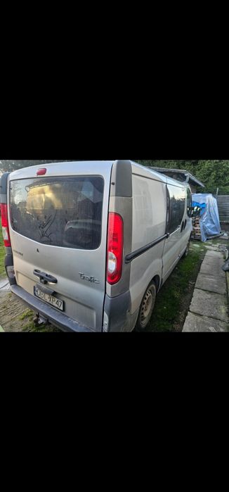 Sprzedam Renault Trafic 665757199