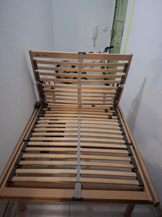 Cama articulada  hospitalar