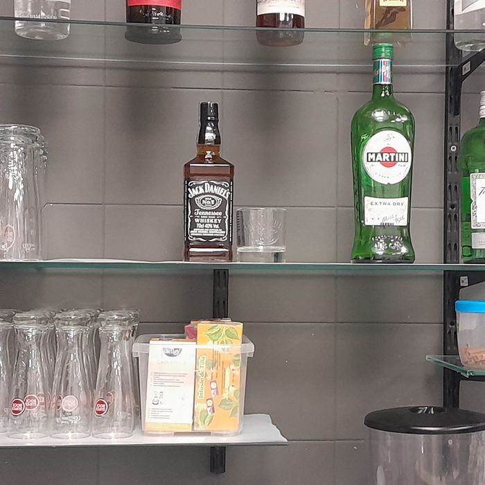 prateleiras de vidro para bar/restaurante