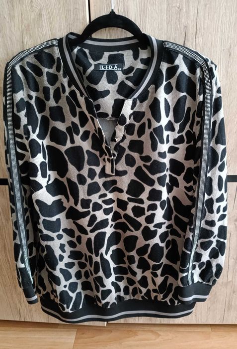 Стильна жіноча кофта бренду LIDA з принтом під жирафа, розмір 52-54