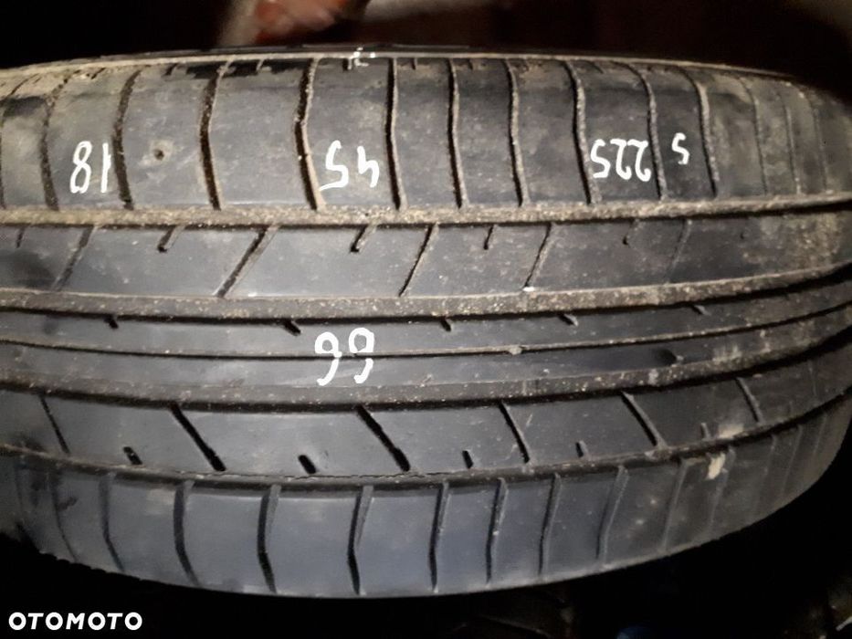 Bridgestone 225/45/18 nr 66