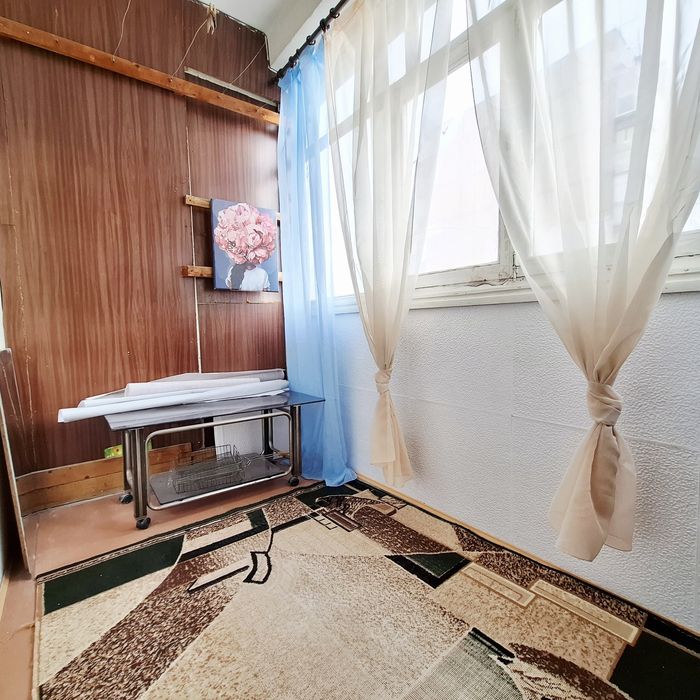 Сдам 2-ком. квартиру по Автозаводской.