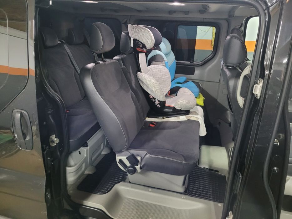 Renault Trafic 2.0 Dci Passenger Black Edition