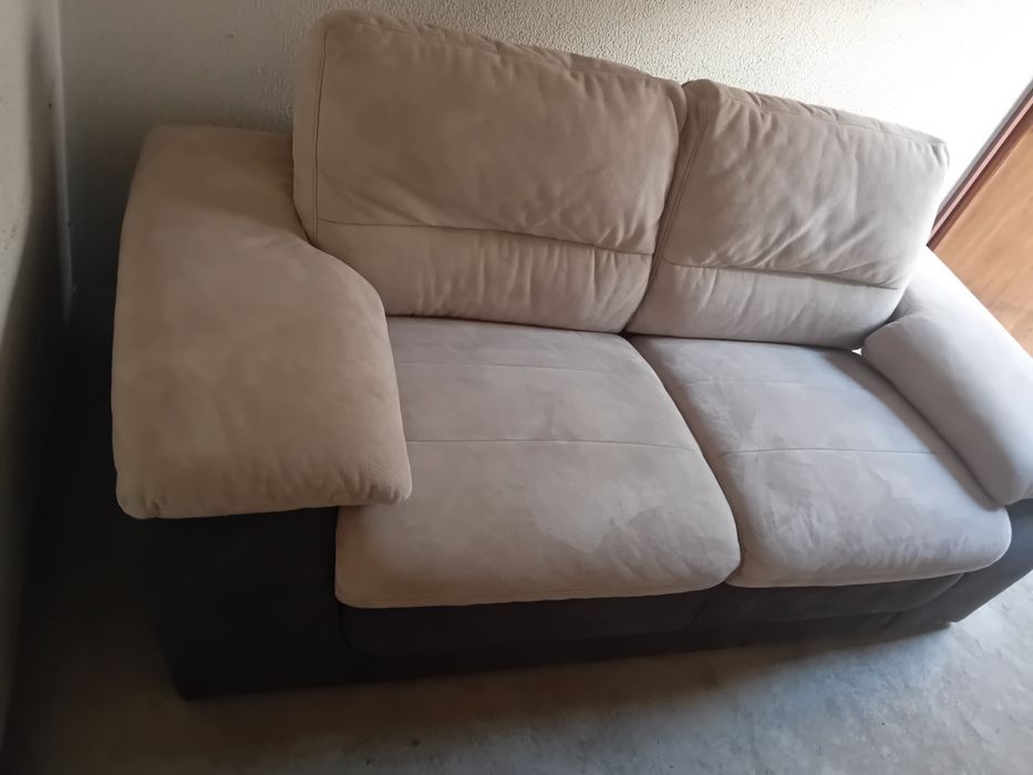 Sofa com pouco uso
