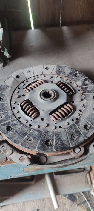 Продам Щеплення Сітроєн берлінго 2.0