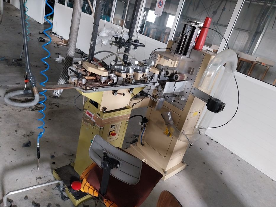 Vendo máquinas de fazer peúgas