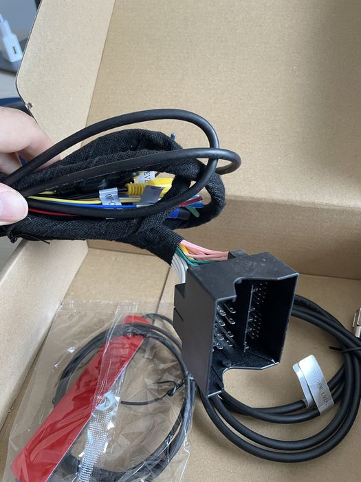 Carplay & android auto dekoder dla Mercedes C class W205