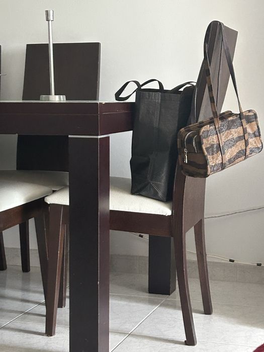Mesa  madeira wengué + 6 cadeiras