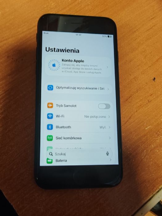 iPhone S.E 99% bateria