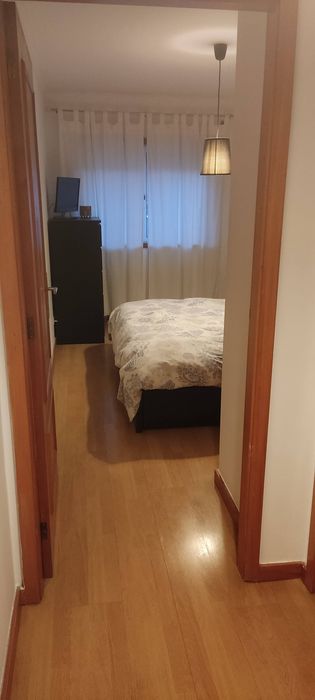 Cama Casal IKEA MALM Preta (Para Colchão 160x200 cm) + 4 Gavetões + Estrado Incluído