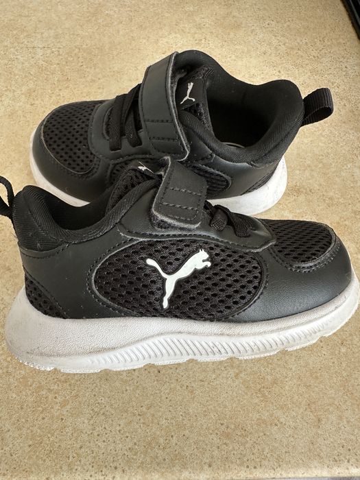 Продам детские кроссовки Puma