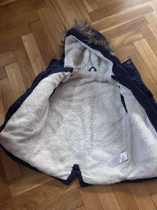 Kurtka z futerkiem 116