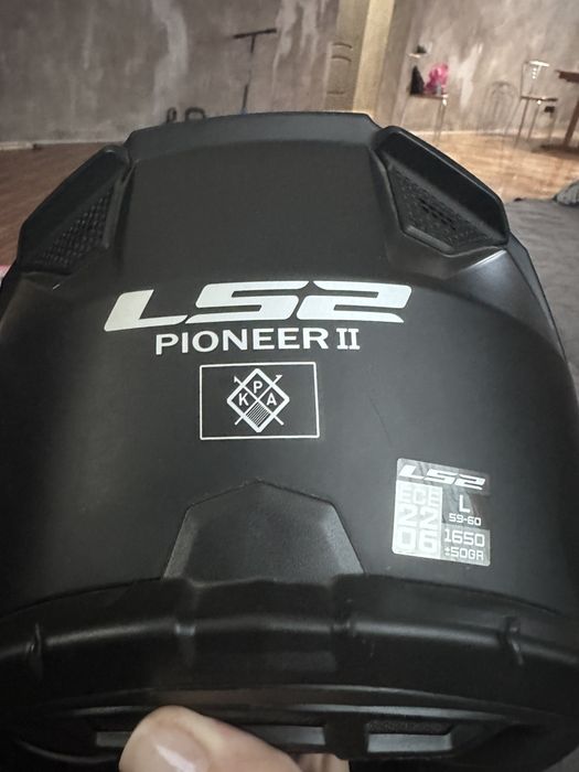 Мотошлем LS2 MX702 Pioneer 2 Solid L black