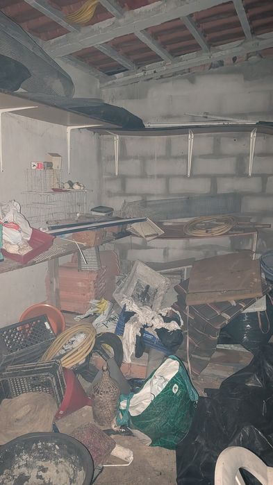 Ofereço material em funcionamento