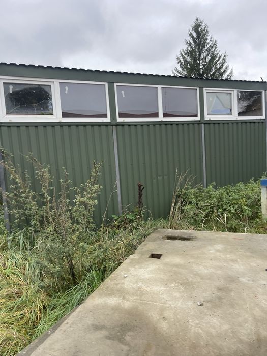 Продам побутівку битовка цех з двух частин