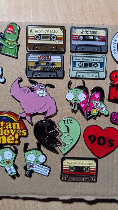 Значки, піни, pin, значок з героями, бавовна, касета, 90ті