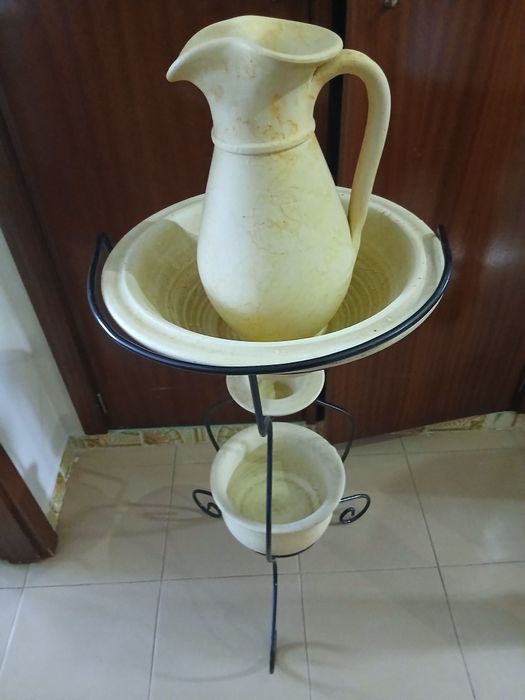 Penico ( Peça antiga )