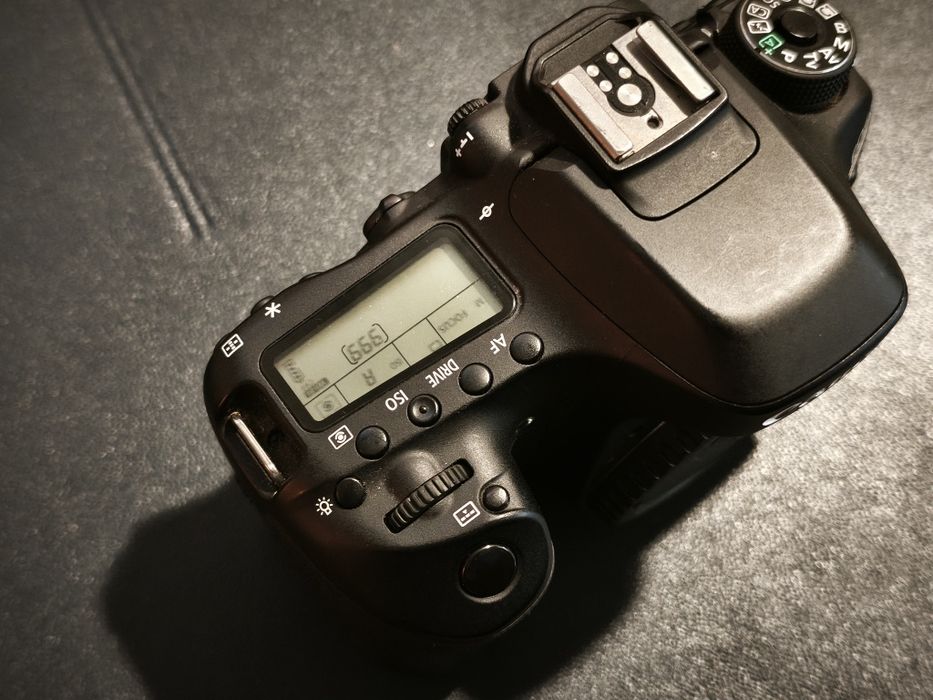 Canon EOS 80D Corpo