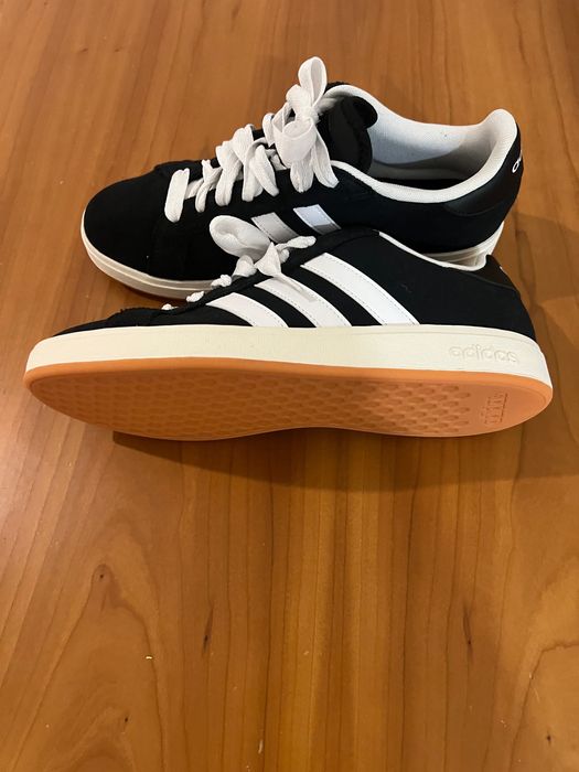 Sapatilha adidas nova original