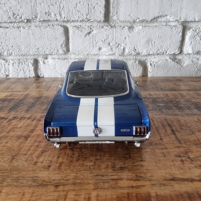 Ford Mustang Shelby 66 Exact Detail 1:18
