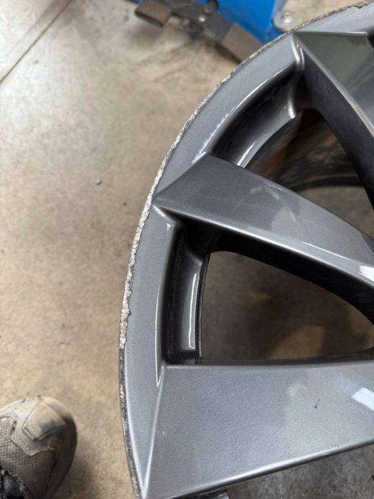 Felgi aluminiowe Tesla Platin 5x114,3 9,5Jx19 ET 45