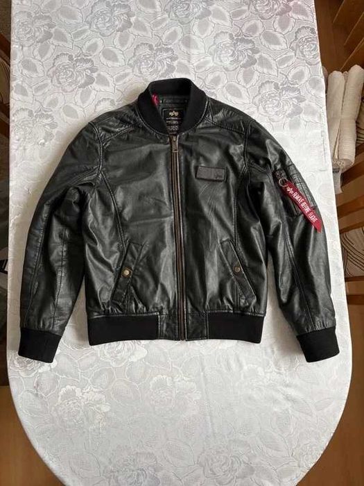 Kurtka męska bomberka Alpha Industries M real leather czarna