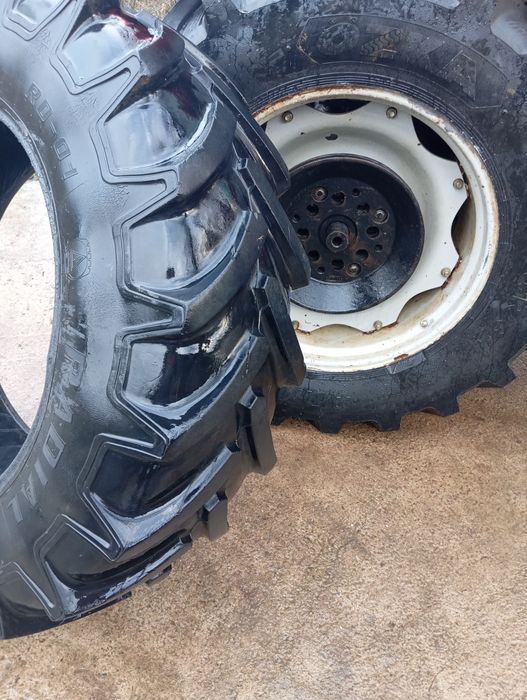 Używane Opony rolnicze 420/85r 34